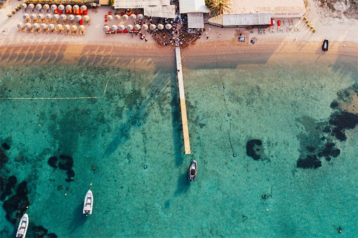 Le clair Corse mer 